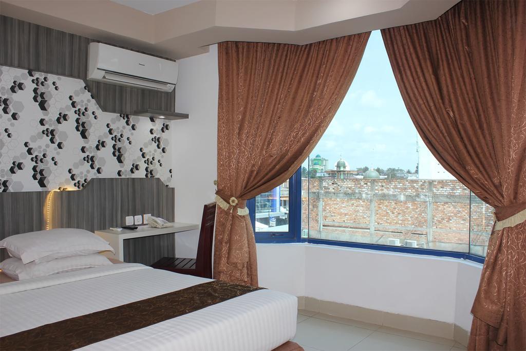 Grand Hotel Jambi Exterior foto